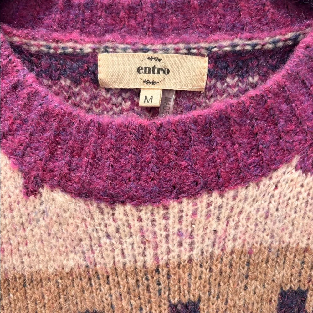 Entro Purple and Gray Geometric Sweater - Picture 2 of 6